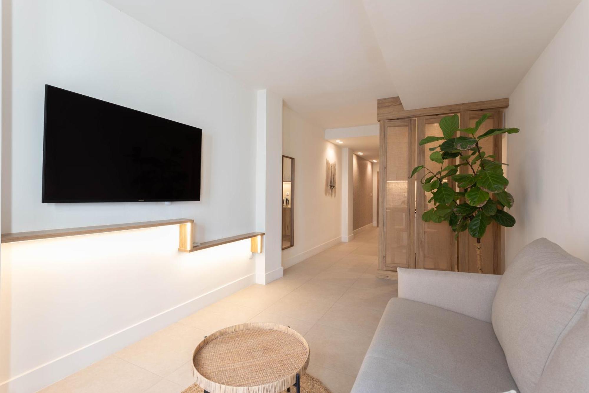 Reina Victoria Velazquez Apart otel Alicante Dış mekan fotoğraf