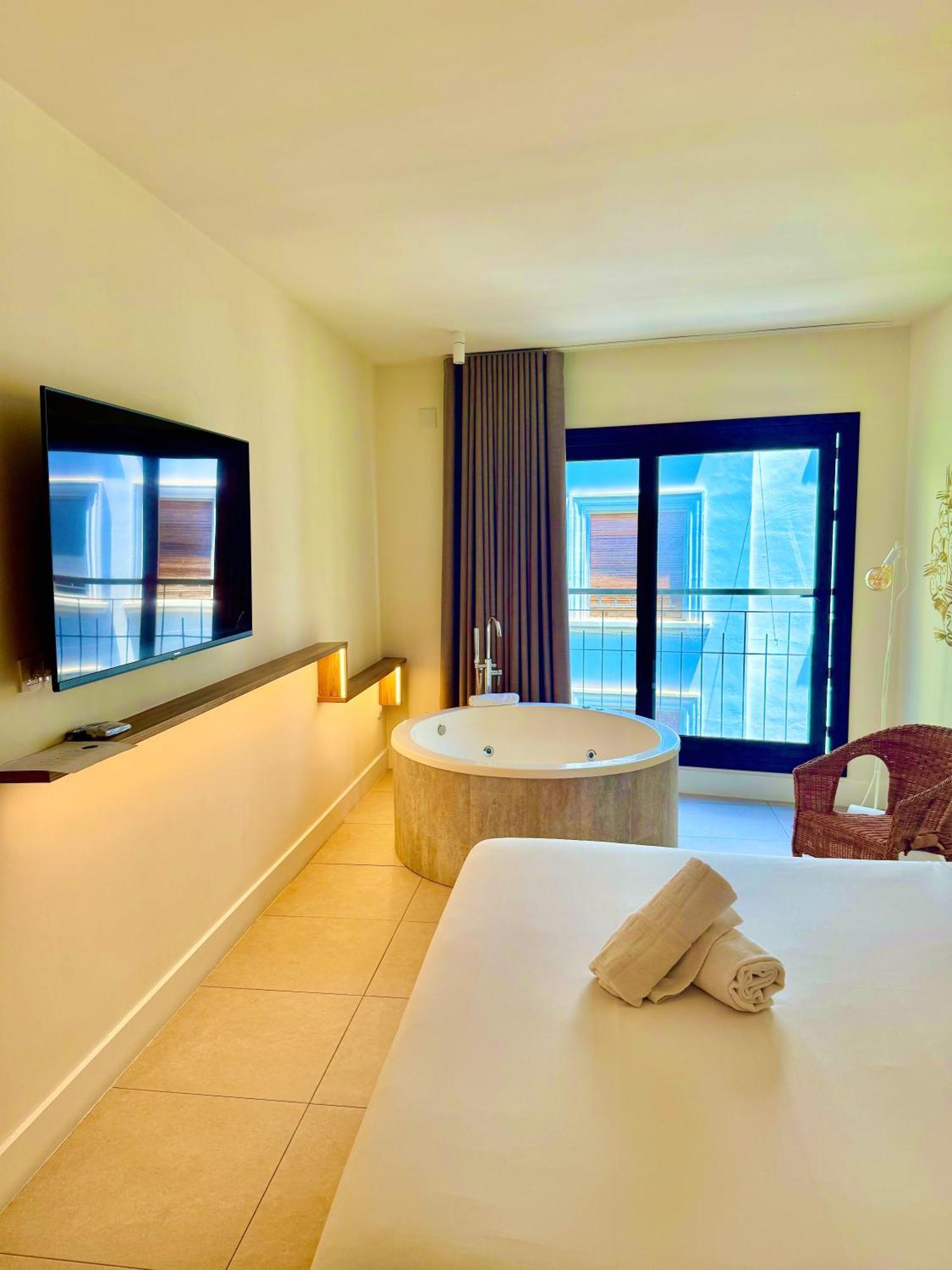 Reina Victoria Velazquez Apart otel Alicante Dış mekan fotoğraf